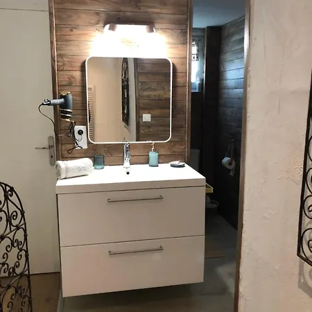 La Bastide Apartment *